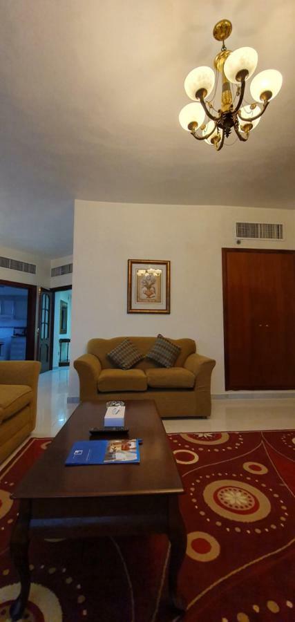 Ivory Hotel Apartments Abu Dhabi Eksteriør billede